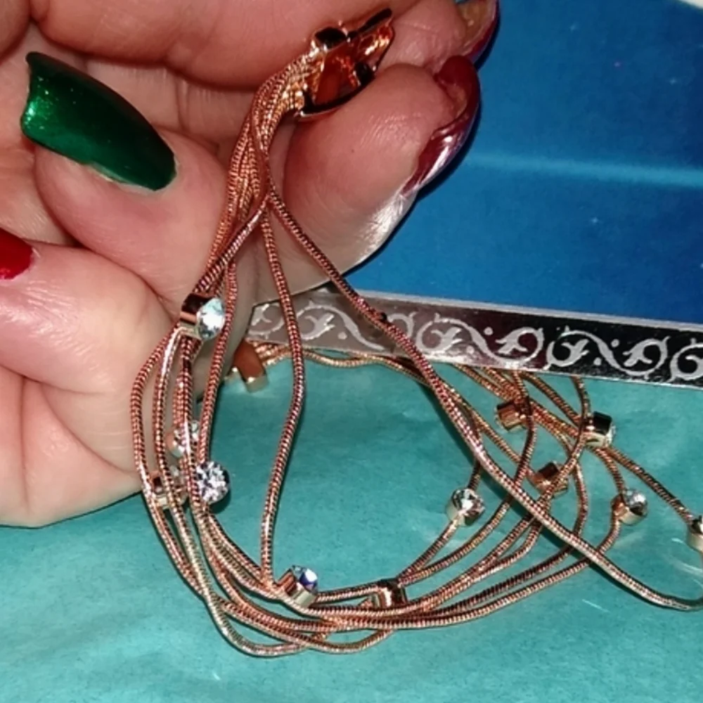 Rose Gold Bracelet +FREE Earrings
